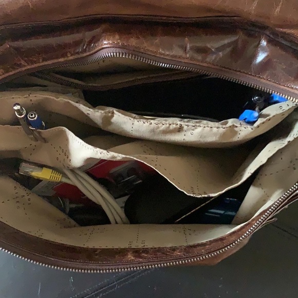 Moore & Giles Wynn Mailbag - Picture 5 of 7